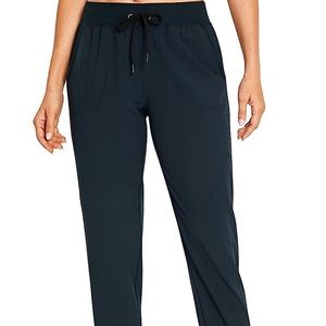 CRZ yoga jogger size M